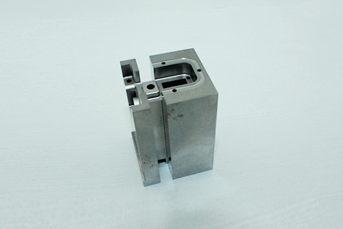 精密プラスチック金型部品加工